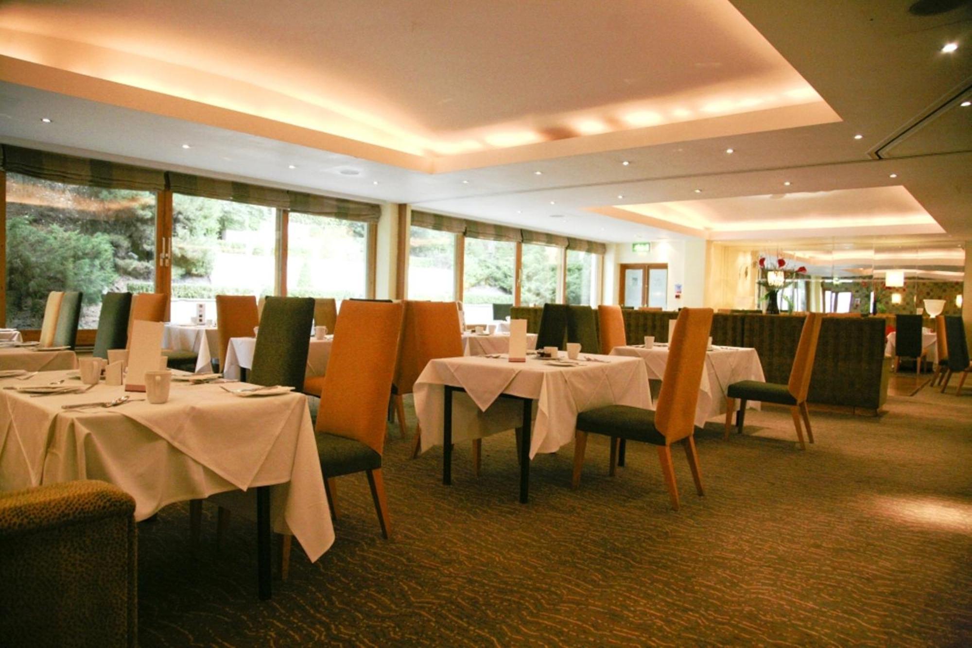 Regency Park Hotel, Health Club & Spa Thatcham Ngoại thất bức ảnh